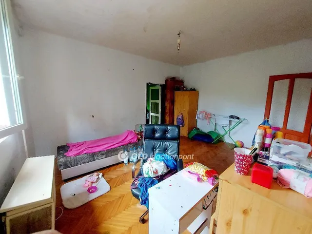 Eladó lakás Miskolc, Pereces 54 nm