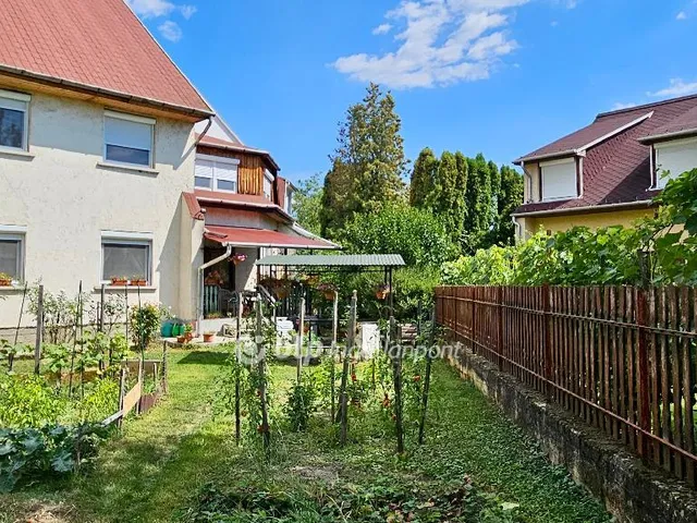 Eladó ház Miskolc, Hejőcsaba 197 nm