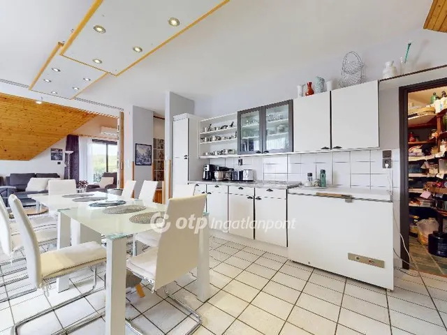 Eladó ház Miskolc 250 nm