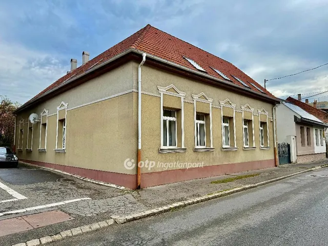 Eladó ház Miskolc 350 nm