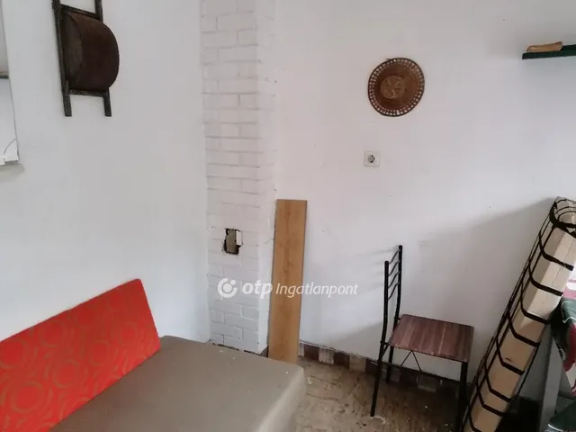 Eladó kereskedelmi és ipari ingatlan Miskolc, Belváros 30 nm