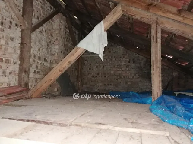 Eladó kereskedelmi és ipari ingatlan Miskolc, Belváros 30 nm