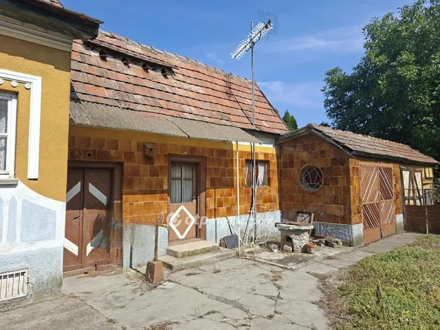 Eladó ház Sajószöged 93 nm