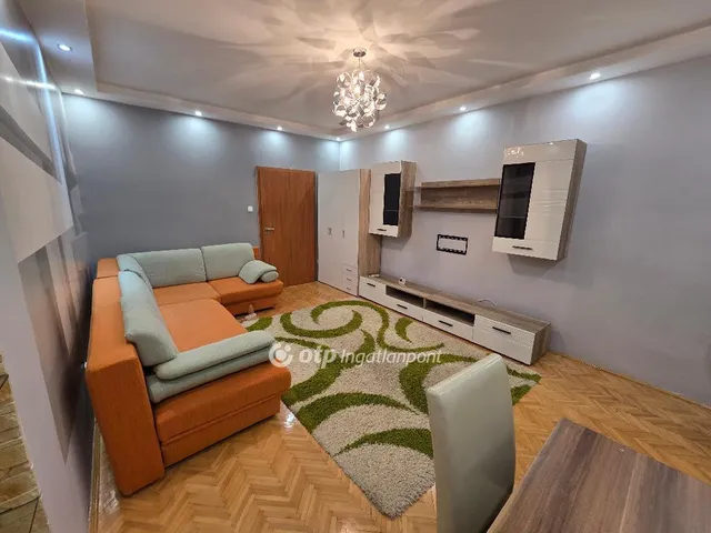 Kiadó lakás Miskolc, Szentpéteri kapu 54 nm