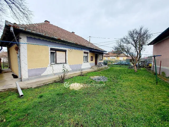 Eladó ház Hejőbába 73 nm