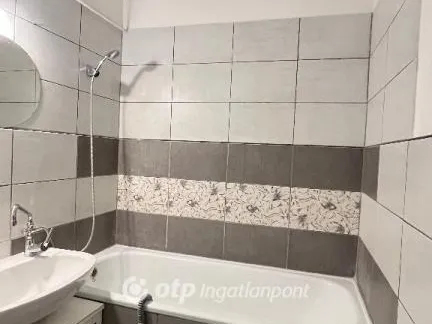 Eladó lakás Miskolc, Avas 37 nm