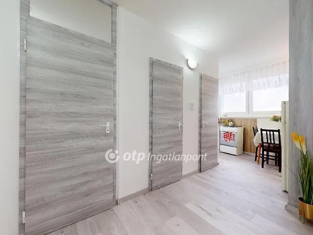 Eladó lakás Tiszaújváros 60 nm