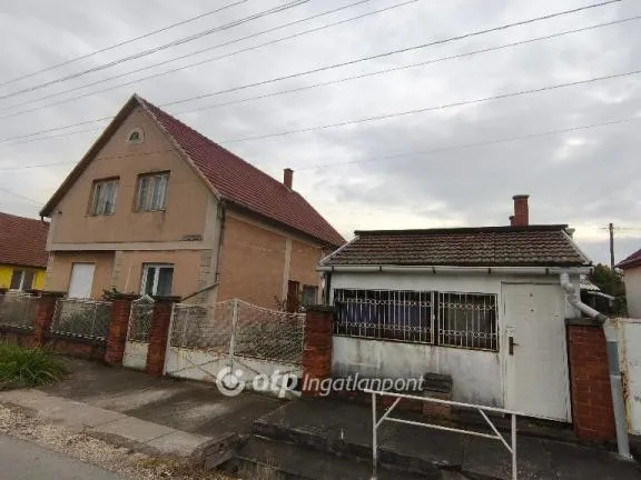 Eladó ház Alsózsolca 92 nm
