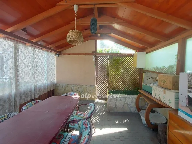 Eladó ház Ózd 211 nm