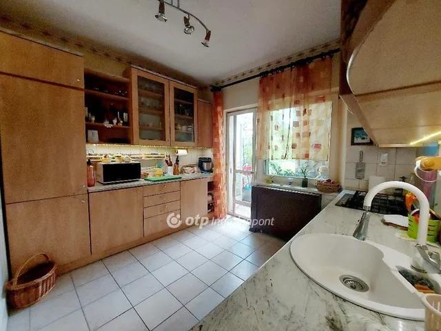 Eladó ház Ózd 211 nm