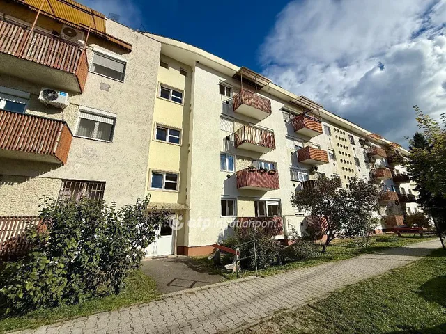 Eladó lakás Miskolc, Bulgárföld 54 nm