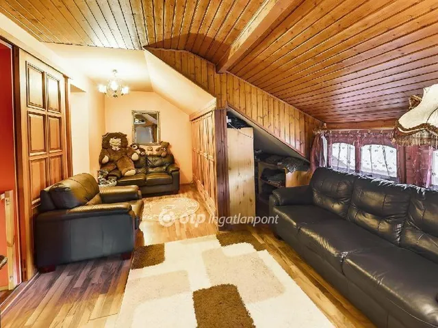 Eladó ház Miskolc, Egyetemváros 157 nm