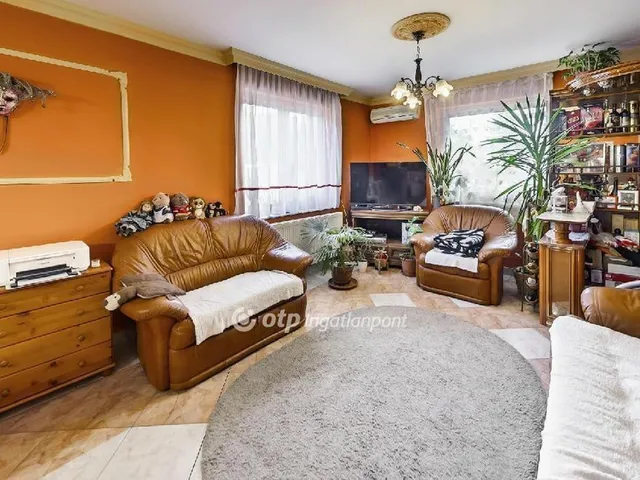 Eladó ház Miskolc, Egyetemváros 157 nm