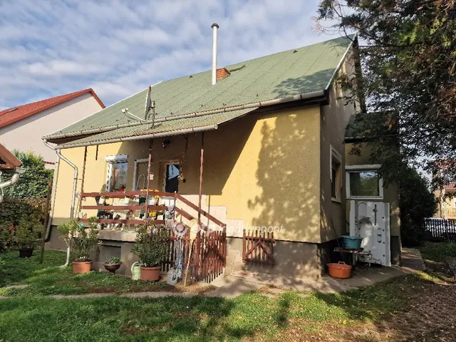 Eladó ház Onga 110 nm