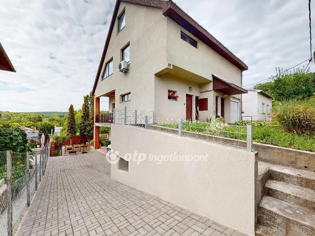 Eladó ház Miskolc, Miskolctapolca 250 nm