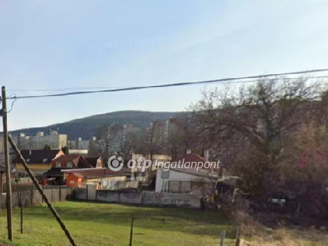 Eladó telek Miskolc 460 nm