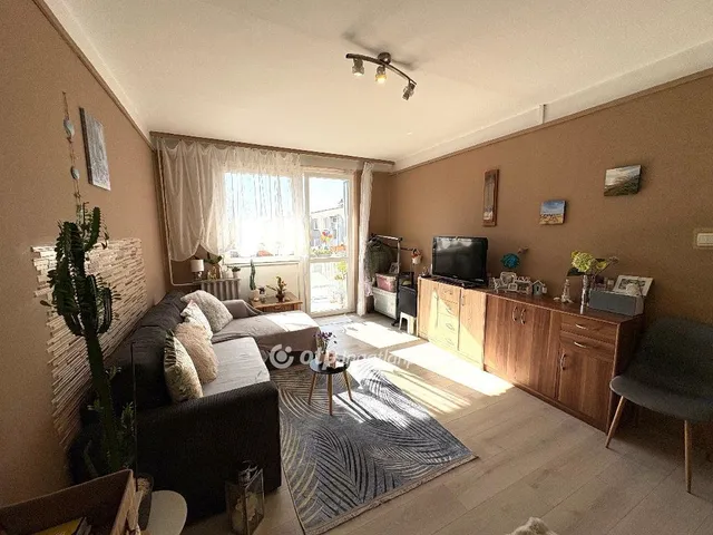 Eladó lakás Miskolc, Avas 37 nm