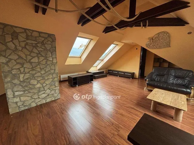 Eladó lakás Miskolc, Diósgyőr 100 nm