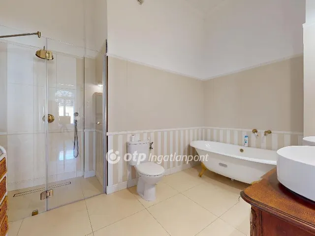 Eladó lakás Miskolc 146 nm