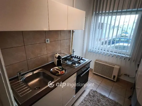 Eladó lakás Miskolc, Selyemrét 36 nm