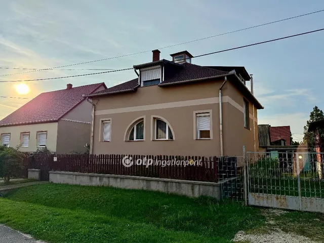 Eladó ház Felsőzsolca 112 nm