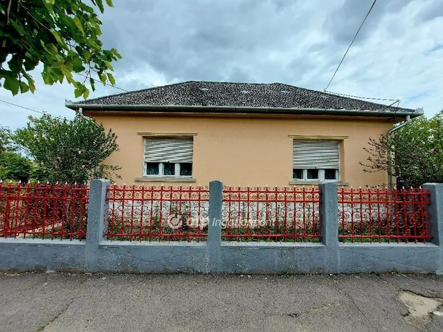 Eladó ház Aszaló 112 nm