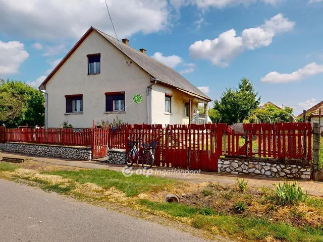 Eladó ház Aszaló 89 nm