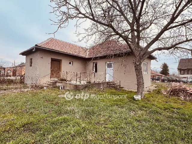 Eladó ház Mezőkeresztes 72 nm