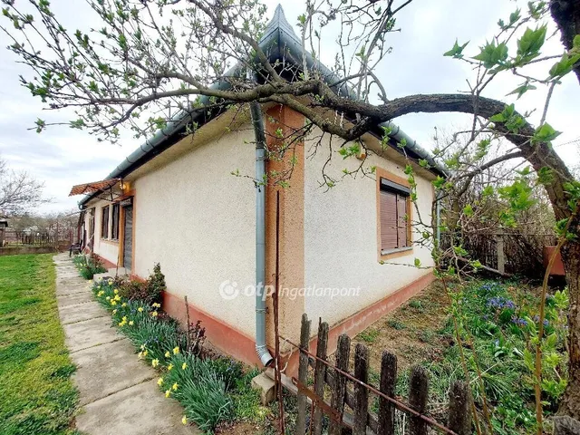 Eladó ház Gesztely 70 nm