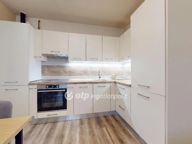 Eladó lakás Miskolc, Selyemrét 55 nm