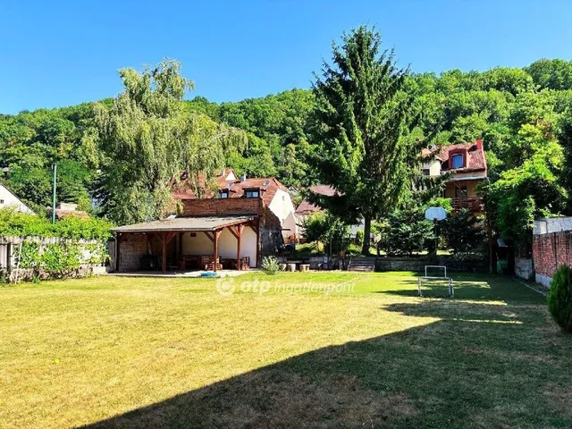 Eladó telek Miskolc, Belváros 854 nm