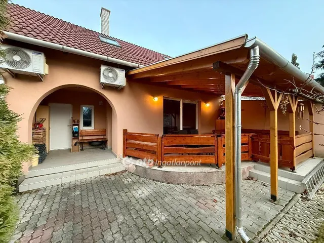 Eladó ház Tiszaújváros 140 nm