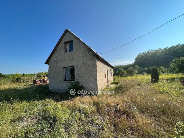 Eladó ház Ároktő 100 nm
