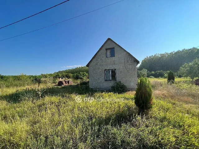 Eladó ház Ároktő 100 nm
