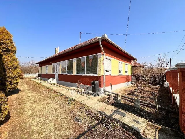 Eladó ház Mezőcsát 90 nm