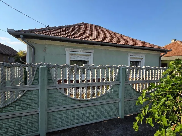 Eladó ház Sajólád 67 nm