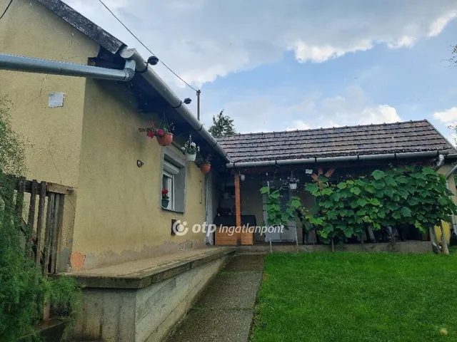 Eladó ház Mád 54 nm