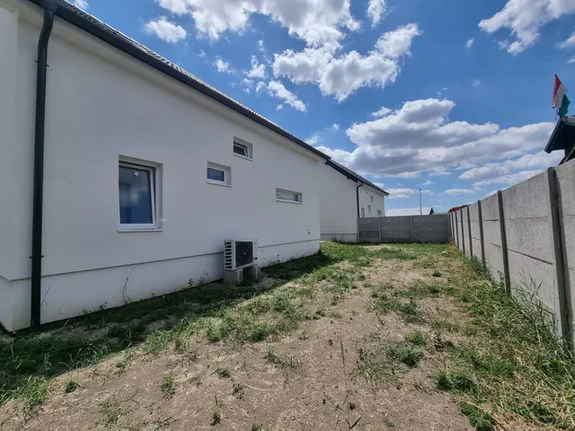 Eladó ház Levél 134 nm