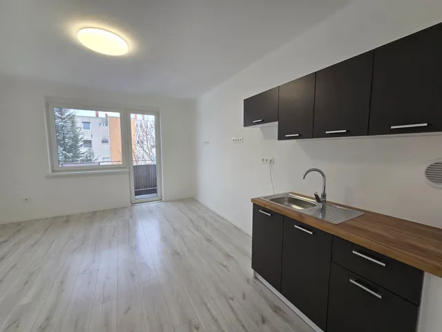 Eladó lakás Rajka 37 nm