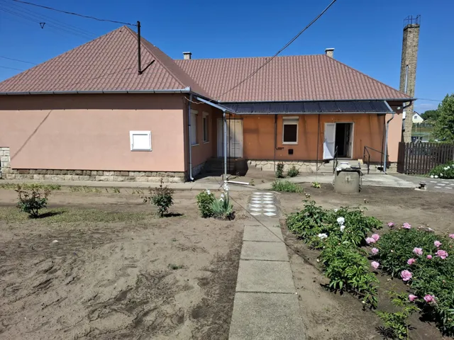 Eladó ház Kótaj 117 nm
