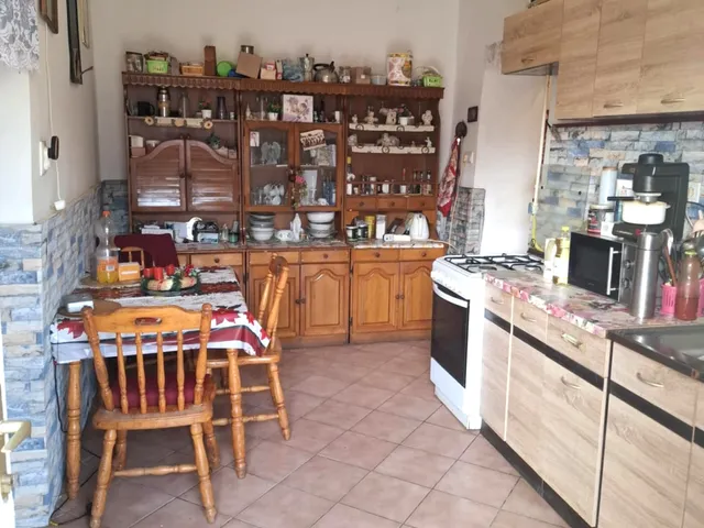 Eladó ház Gávavencsellő, Petőfi 75 nm