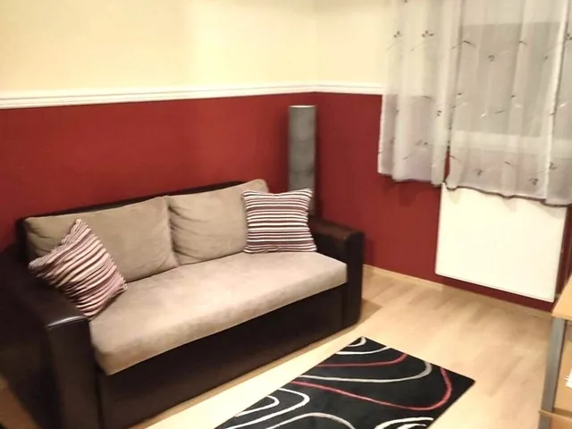 Kiadó lakás Nyíregyháza, Belváros, Sólyom 50 nm