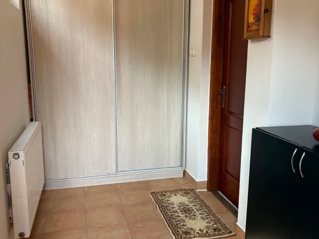 Kiadó ház Nyíregyháza, Borbánya, Kökény 100 nm