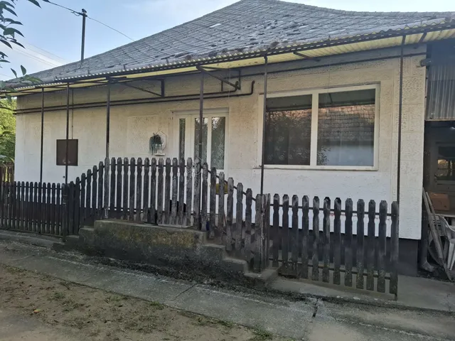 Eladó ház Encsencs, Vörösmarty út 45 100 nm