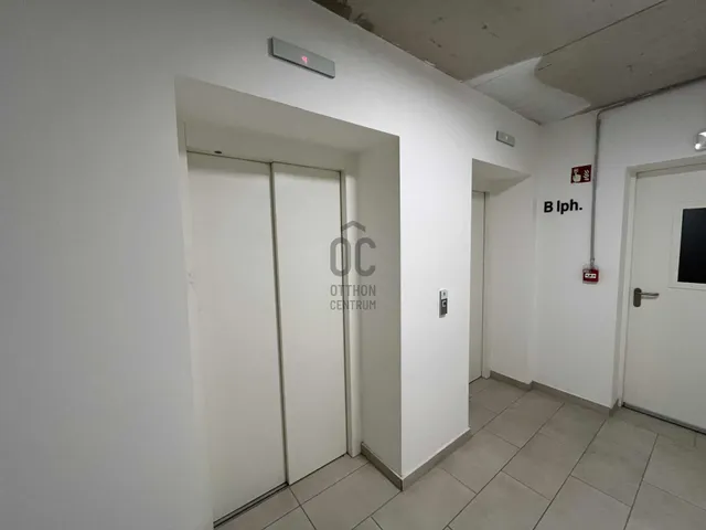 Eladó garázs Budapest XI. kerület, Kelenföld 28 nm