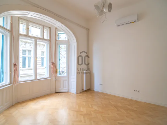 Eladó lakás Budapest VI. kerület 147 nm