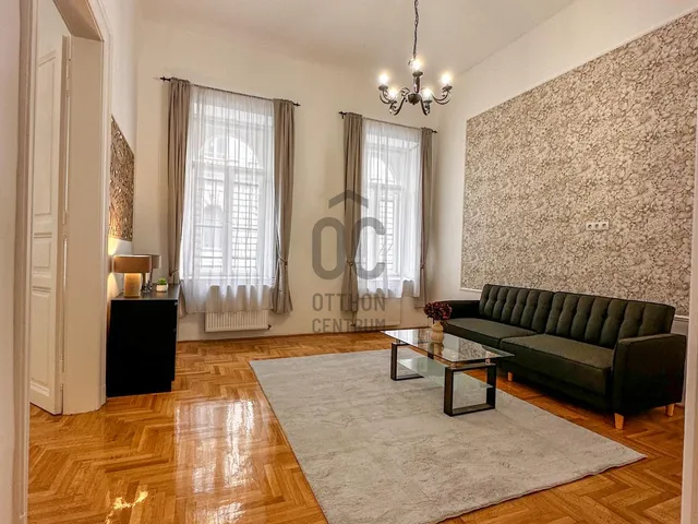 Eladó lakás Budapest VI. kerület 82 nm