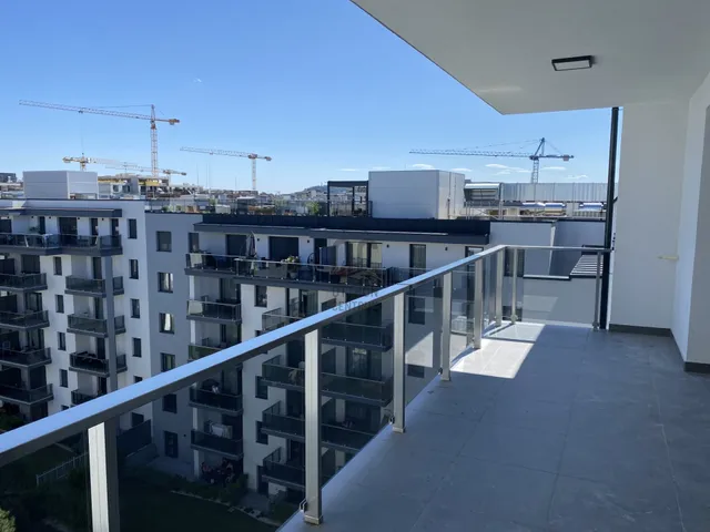 Eladó lakás Budapest XIII. kerület, Lőportárdűlő 92 nm