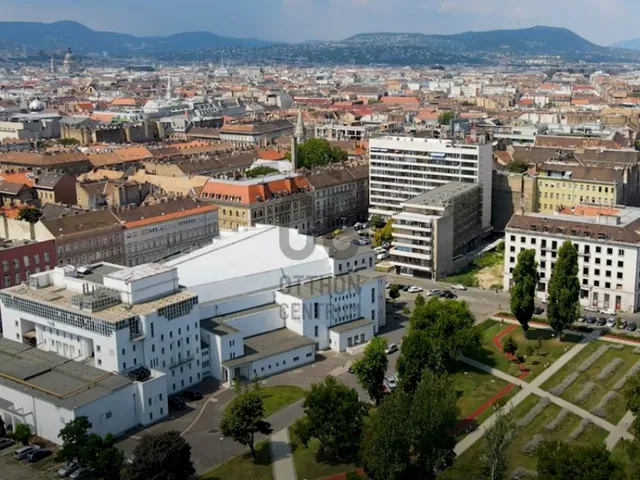 Eladó lakás Budapest VIII. kerület, II. János Pál pápa tér 59 nm