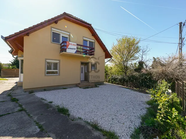 Eladó ház Mogyoród 229 nm